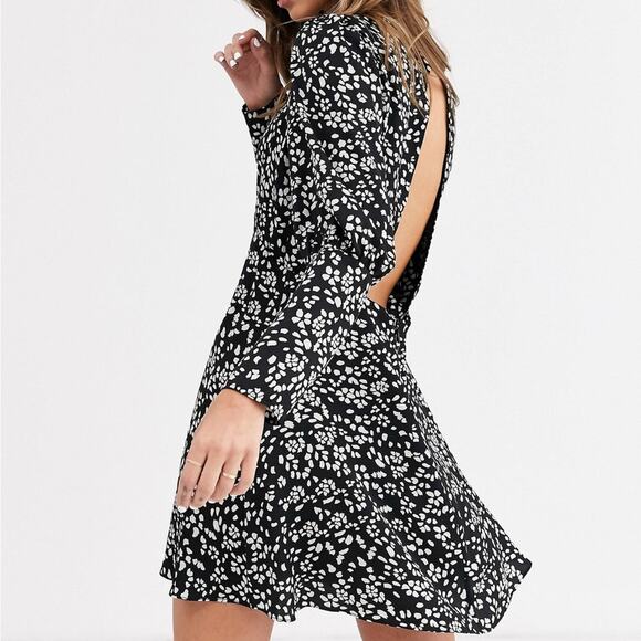 Topshop Austin Black Floral Mini Dress Bishop Sleeve Open Back
 size 6 - Picture 15 of 16